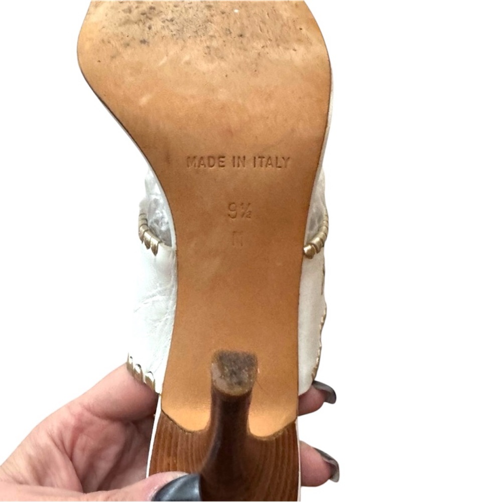 Michael Kors Elegant White/ Gold accented Women's Heeled Sandals - Picture 7 of 8